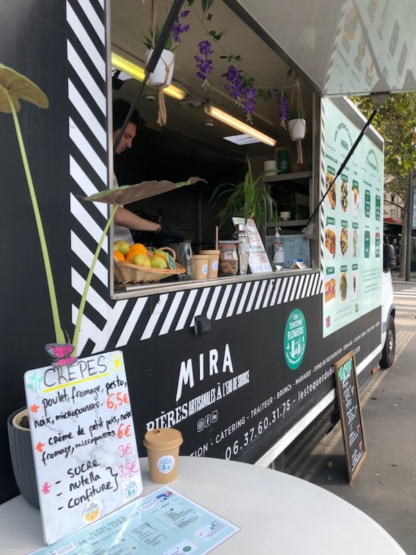 Les Tontons Flowers Food Truck 2
